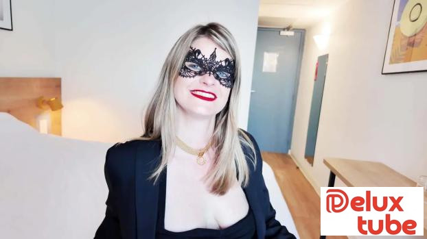 [ Jacquie Et Michel TV ] Alice, 34 years old, bank manager in Paris!