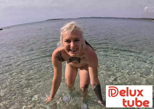 [ Nebraska Coeds ] Underwater Naked Swimming In The Sea While On Vacation With Brille