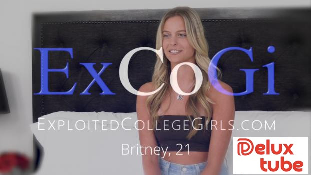 [ Exploited College Girls ] I'm a happy girl