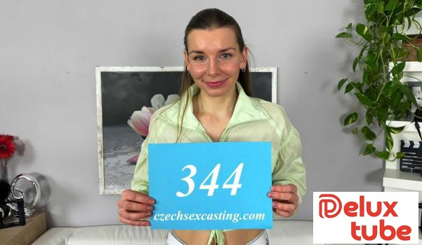 [ Czech Sex Casting ] Because of her beauty she wants to be a model - E344