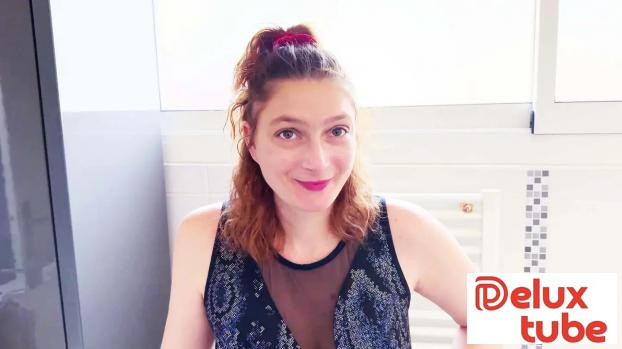 [ Jacquie Et Michel TV ] Charlotte, 32, is guided by Lyia...