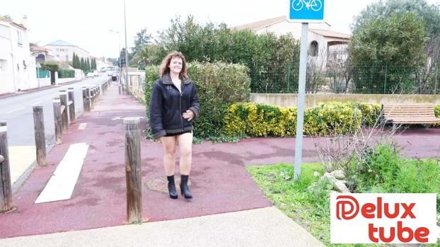 [ Jacquie Et Michel TV ] 20 years old, true to herself!