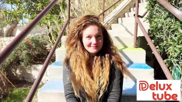 [ Jacquie Et Michel TV ] 30 years old, medical secretary in Annecy!