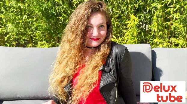 [ Jacquie Et Michel TV ] Anastasia prefers to be with others...