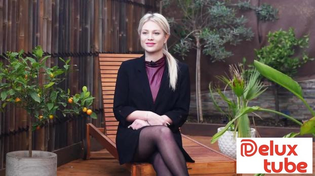 [ Jacquie Et Michel TV ] 25 years old, medical secretary in Reims!