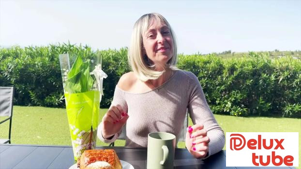 [ Jacquie Et Michel TV ] Lena, 40 years old, from Tours!