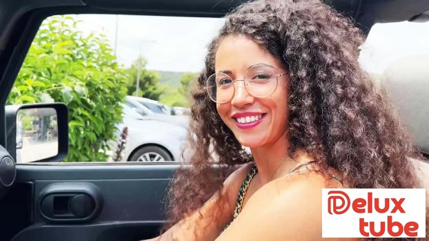 [ Jacquie Et Michel TV ] Pràna - Pràna, 22 years old, hairdresser in Bondy!