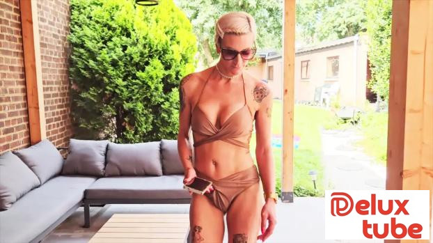 [ Jacquie Et Michel TV ] Jen, mischievous, naughty... and dirty!
