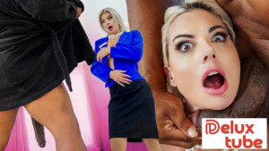 Cock hungry Real Estate Milf Takes First Ever BBC