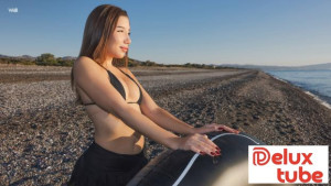 Black Beach Surprise Backstage