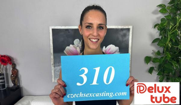 [ Czech Sex Casting ] Czech exhibitionist wants to show her sexy body - E310