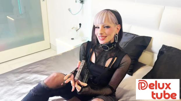 [ Jacquie Et Michel TV ] Eva Nexus cooks two guys with big dicks and reaps doubles!