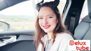 Granny Donuts, 28 years old, comes to continue her hardcore experiences... with a smile!