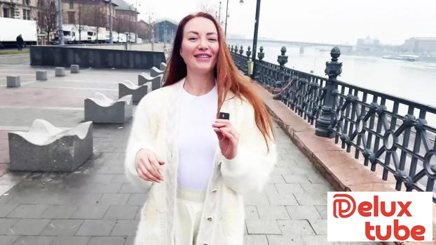 [ Jacquie Et Michel TV ] Julia Maze, 28, loves French culture!