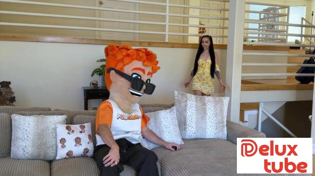 [ Porn Dude Casting ] Scarlett Rosewood Gives Porn Dude Some In - Home Care