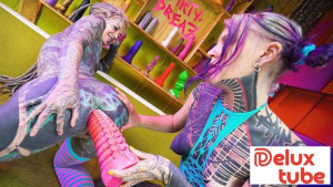 Anuskatzz & Serpienta - Inked Lesbians Toy Play & Penetration
