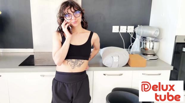 [ Jacquie Et Michel TV ] Initially tense, Lotus eventually relaxes in her own way   