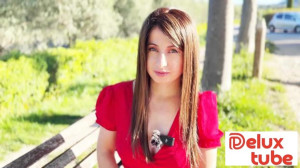 Paola, 25 years old, human resources manager in Lyon!